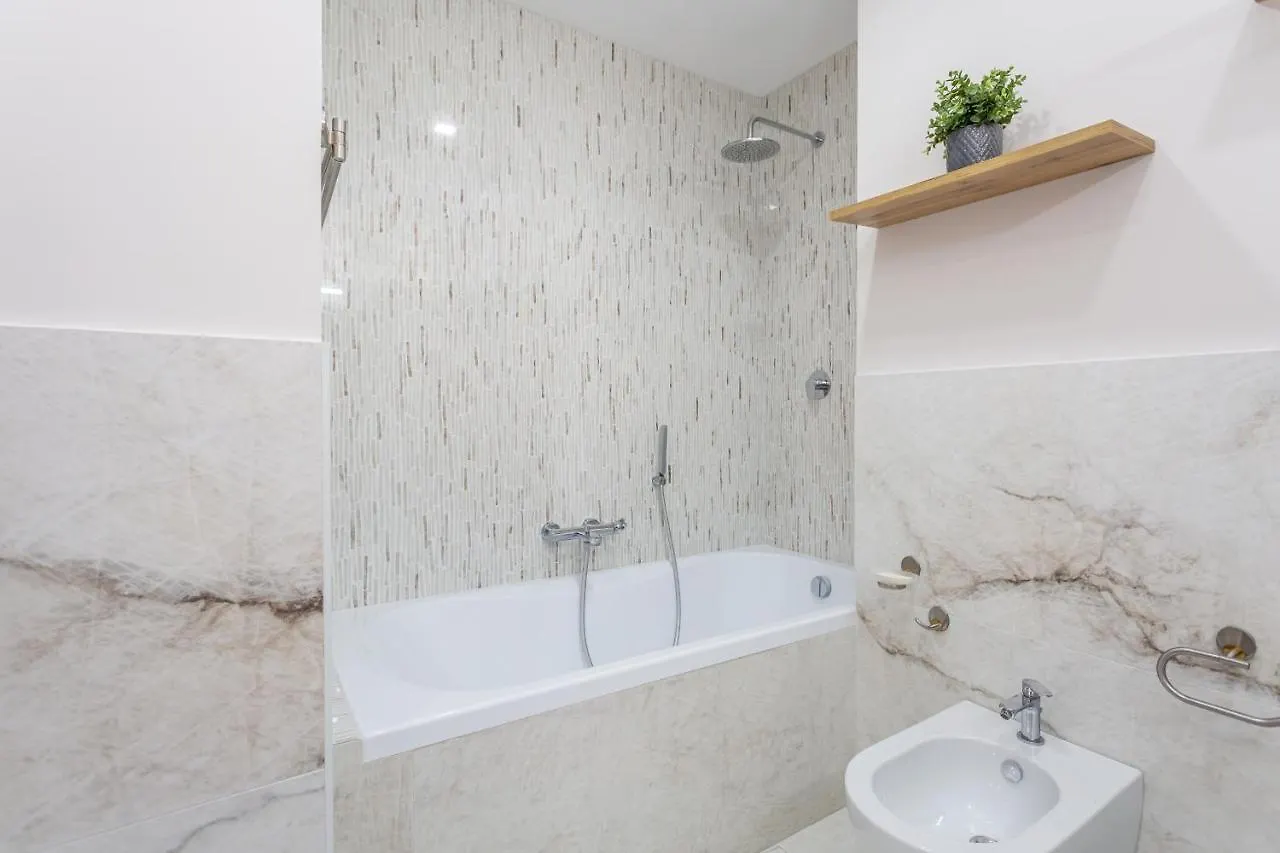 Maison Silvestri Rome 0*,