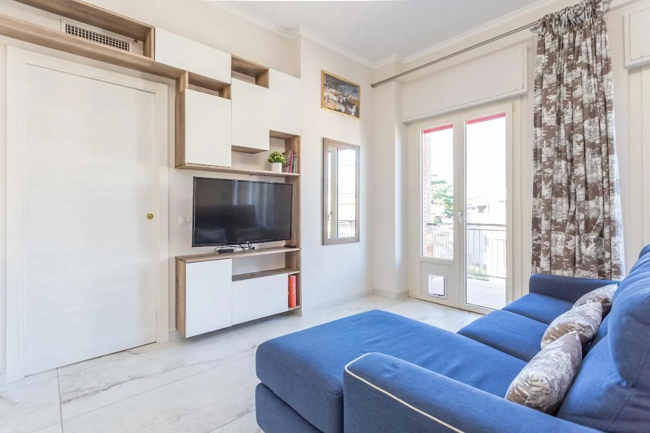 Apartment Maison Silvestri Rome
